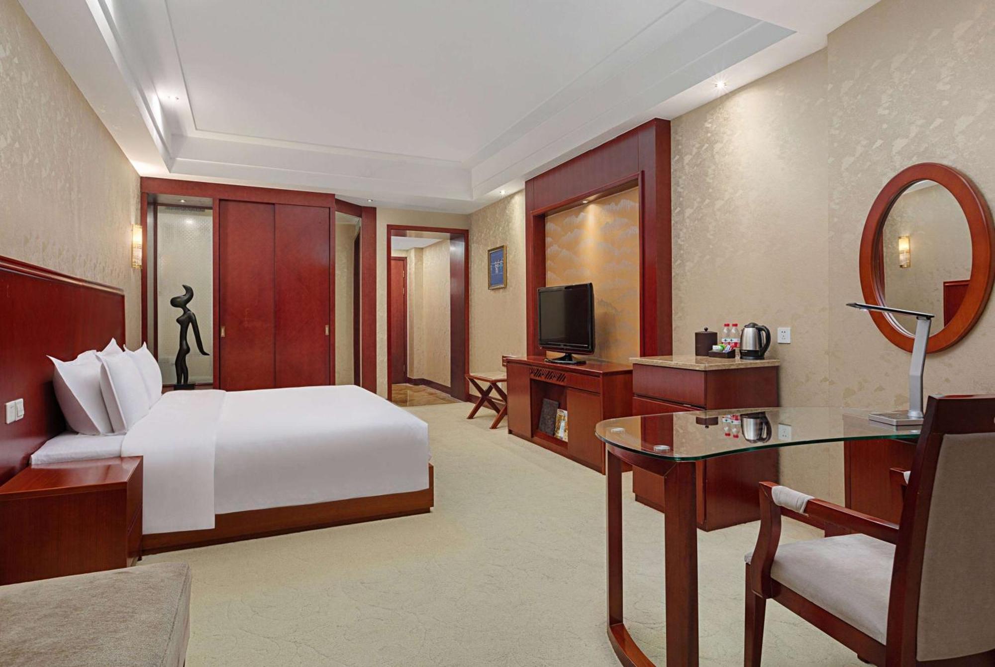 Ramada Plaza By Wyndham Chongqing West Hotell Eksteriør bilde