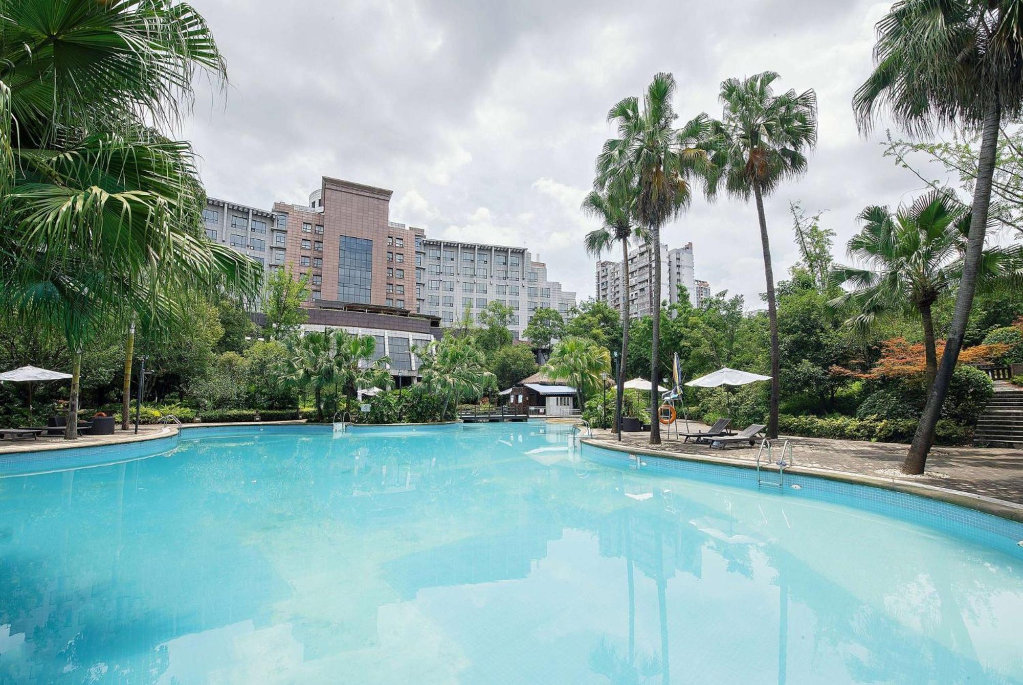 Ramada Plaza By Wyndham Chongqing West Hotell Eksteriør bilde