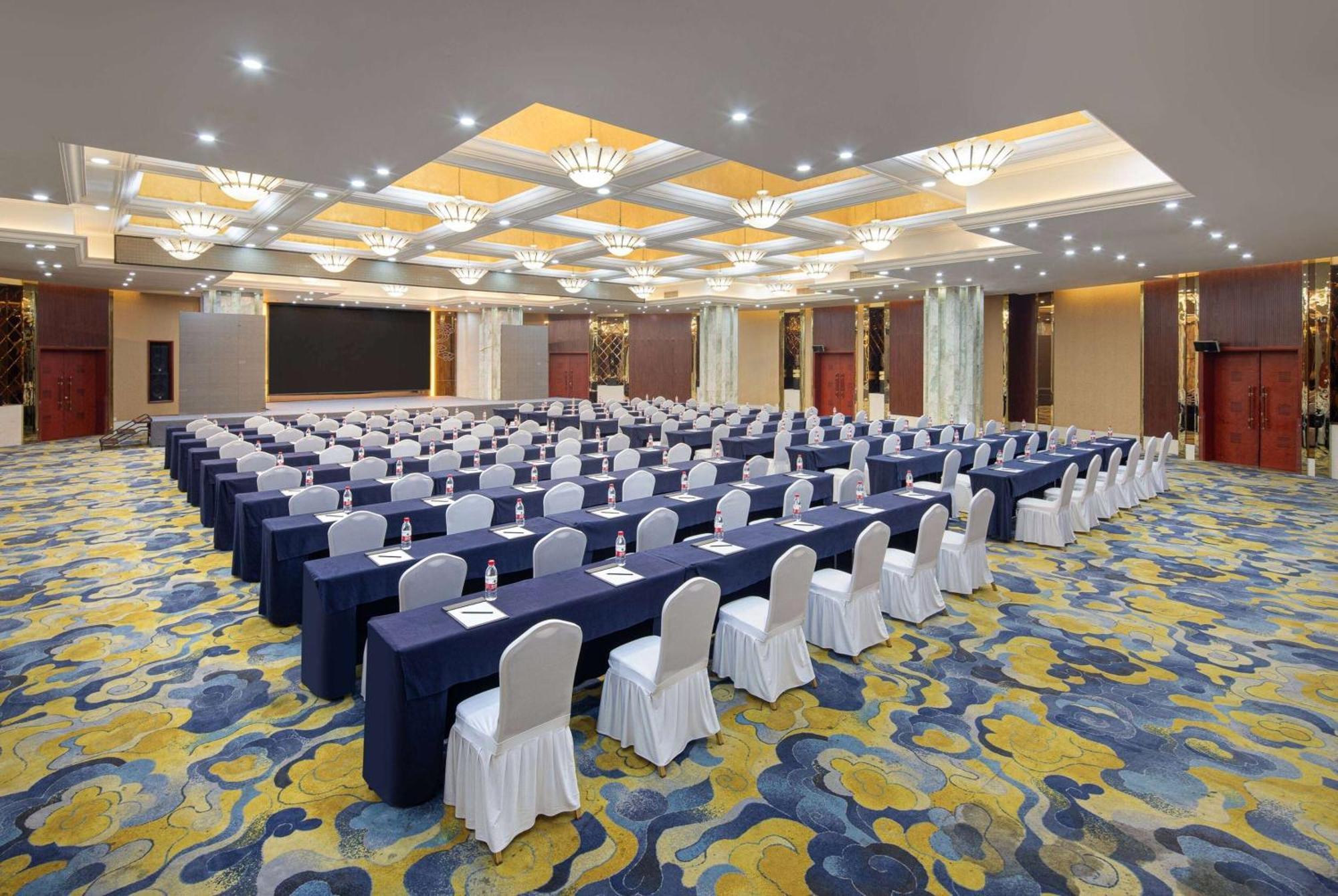 Ramada Plaza By Wyndham Chongqing West Hotell Eksteriør bilde
